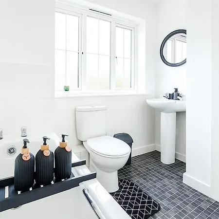 Waggon By Alt-stay - 4 Bed - Parking, Wifi & Full Kitchen - Contractors & Relocations - Weekly & Monthly Rates - Rates Direct, Search Alt-stay Appartamento Leeds (West Yorkshire)